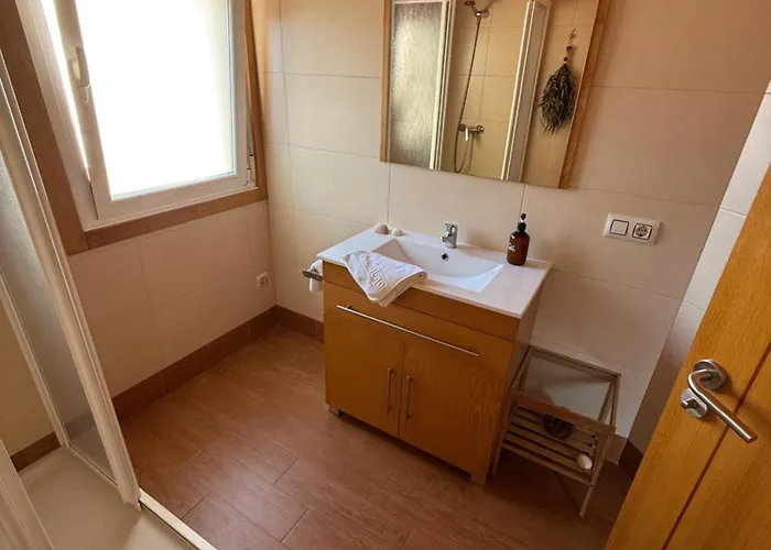 Super Affordable Air Conditioned In Sobrado With Netflix Apartamento